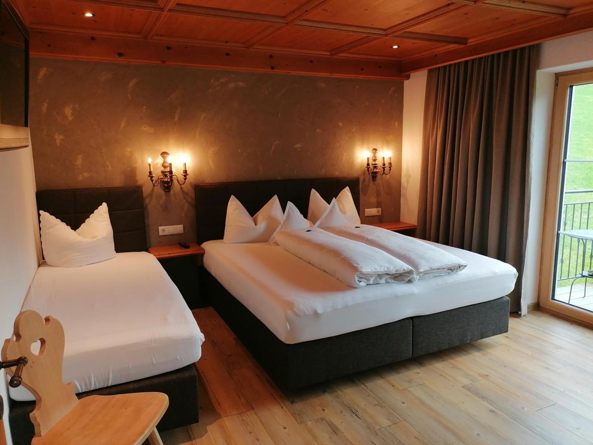 Tirol Appartement Haus Zillertal Цель-ам-Циллер Экстерьер фото