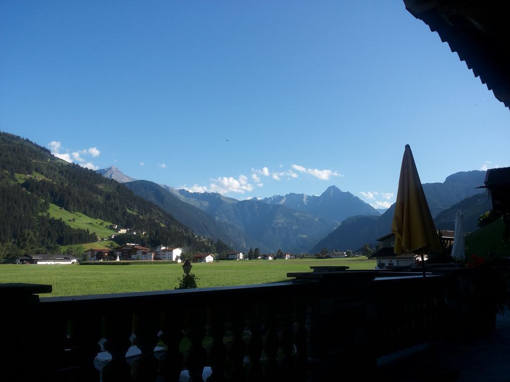 Tirol Appartement Haus Zillertal Цель-ам-Циллер Экстерьер фото