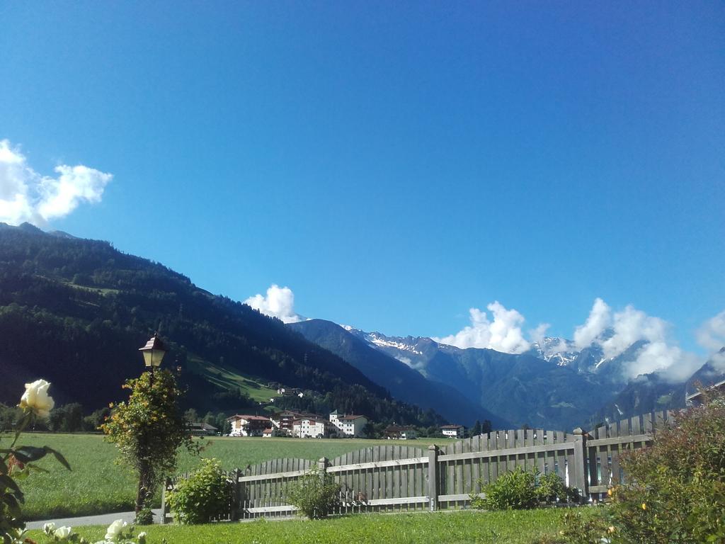 Tirol Appartement Haus Zillertal Цель-ам-Циллер Экстерьер фото